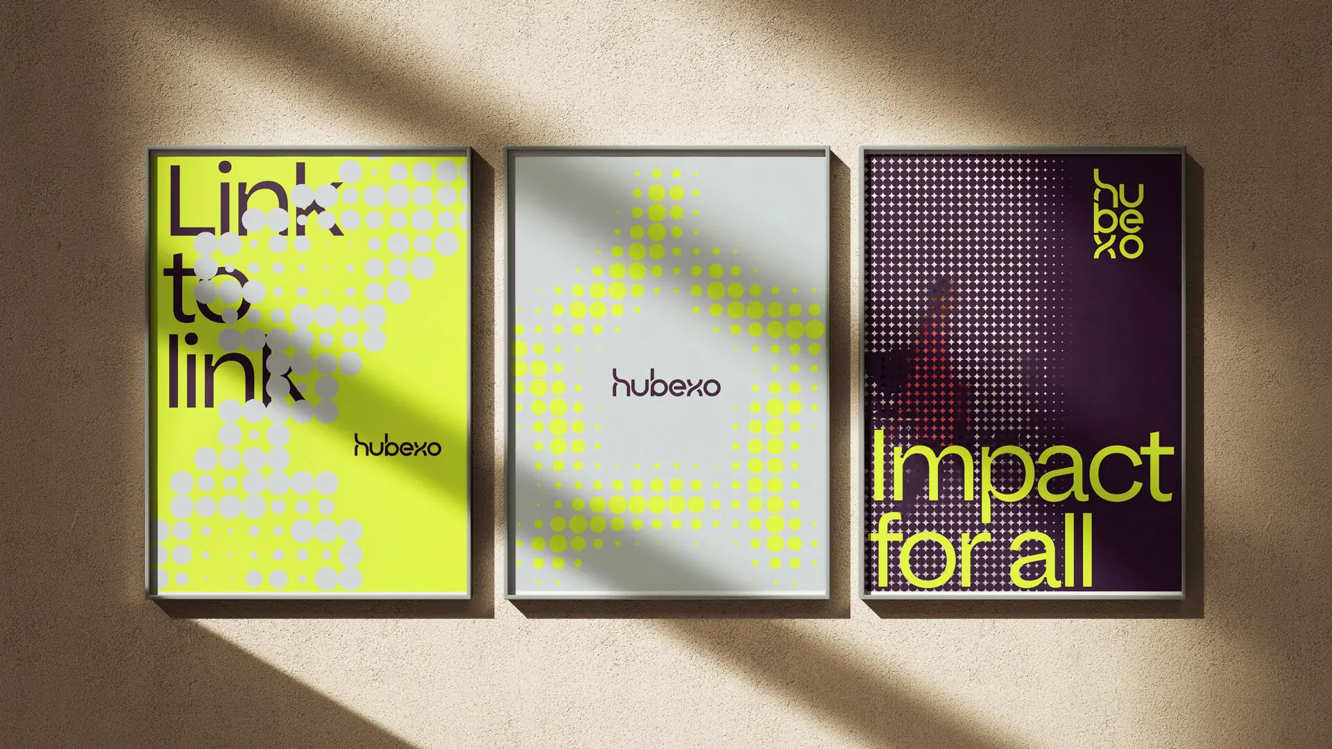 Image of Hubexo website on ipad